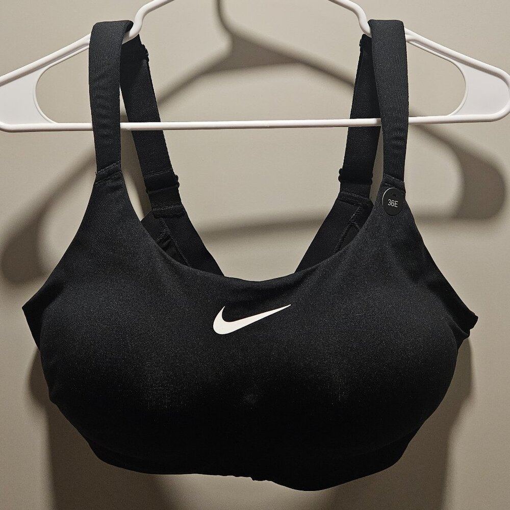 Nike woman's bra size 36E